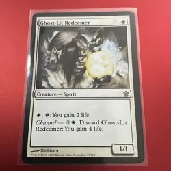 Ghost-Lit Redeemer [Saviors of Kamigawa] MTG NM Card - Image 1