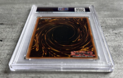 Yugioh Card Creature Swap Ultra R PSA 10 Gem Mint, Legacy Darkness LOD-081 2003 - Image 4