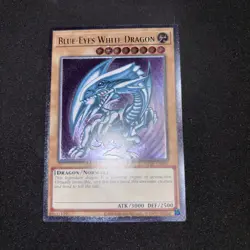 Yugioh OP28-EN001 Blue-Eyes White Dragon Ultimate Euro NM+ purple heavy video - Image 4