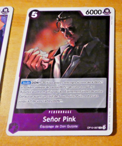 ONE PIECE FRANCAISE CARD GAME HOLO CARTE CARTE SENOR PINK OP10-067 SR FR MINT - Image 1