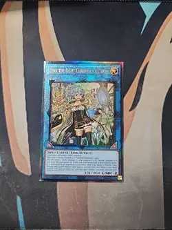 Lyna the Light Charmer, Lustrous - RA04-EN081 Ultimate Rare 1st Ed NM Yugioh - Image 1