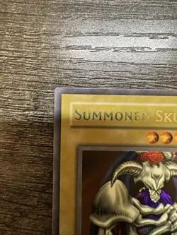 Yugioh Summoned Skull Ultra Rare 1st Edition NM MRD-003 Metal Raiders - Image 2
