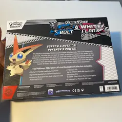 Pokemon Trading Card Game (TCG): Scarlet & Violet Unova Victini Illustration Box - Image 2