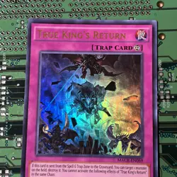 True King's Return MACR-EN069 Ultra Trap 1st Edition Maximum Crisis Yugioh Card - Image 2