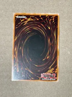 YUGIOH Blue-Eyes White Dragon OP28-EN001 Ultimate Rare NM #28 - Image 2