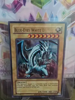 Yu-Gi-Oh! TCG Blue-Eyes White Dragon Ultra Rare Card RP01-EN001 - Image 1
