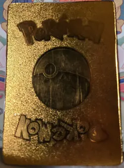 pokemon card pikachu vmax rainbow Gold - Image 2