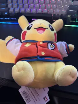 2025 Pokemon World Championships Pikachu Plushie Anaheim Worlds Exclusive Plush - Image 1
