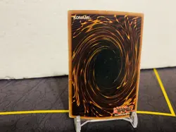 Yugioh Raigeki LOB-E042 Super Rare HOLO MISPRINT - Image 5