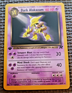 2000 Pokemon Team Rocket 1st Edition #18 Dark Alakazam Non-Holo LP+ - Image 1