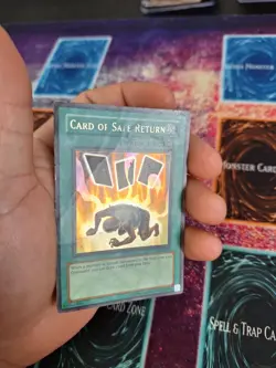 Yugioh Card of Safe Return LON-029 Ultra Rare Unlimited HP/DMG - Image 3