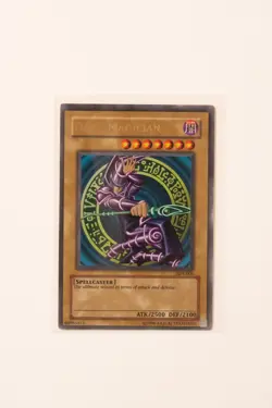 Yu-Gi-Oh! Dark Magician SDY-006 Ultra Rare Yugioh TCG - Image 1