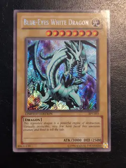 Yu-Gi-Oh! SECRET RARE CARD BLUE-EYES WHITE DRAGON BPT-003 MP - Image 1