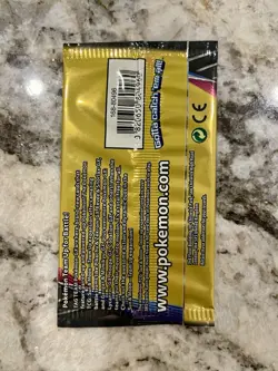 Pokemon Sun & Moon Team Up Booster Pack ( 3 Card Mini Pack ) Eevee and Snorlax - Image 2