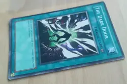 Yu-Gi-Oh! The Dark Door LON-093 Common 1st Edition Vintage Card - Image 4