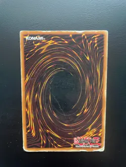 Yugioh Gilford The Lightning CT2-EN001 Secret Rare Limited Edition Damaged - Image 2