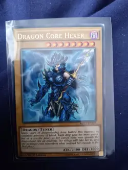 YUGIOH DRAGON CORE HEXER RARE INOV-EN001 1ST EDITION - Image 1