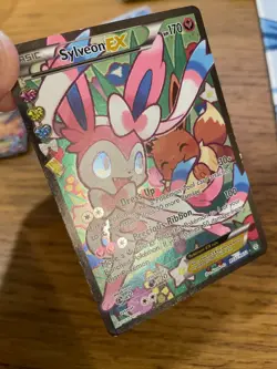 NM! Sylveon (RC32/RC32) XY Generations Full Art Radiant Collection Pokemon Card! - Image 3