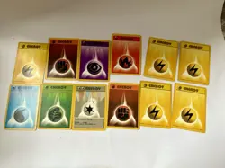Lot of Original authentic 1999 OG Pokemon Cards TCG base Set w Holo Zapdos PSA9 - Image 3