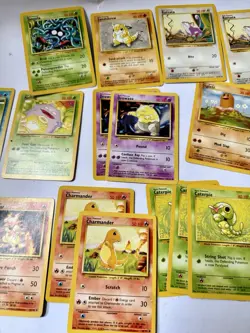 Lot of Original authentic 1999 OG Pokemon Cards TCG base Set w Holo Zapdos PSA9 - Image 5