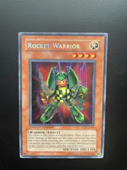 Yugioh Rocket Warrior CT2-EN005 Limited Edition Secret Rare MP - Image 3