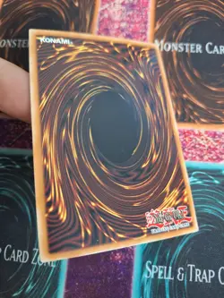 Yugioh Dark Strike Fighter CRMS-EN040 Super Rare Unlimited Near Mint - Image 4