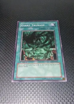 Giant Trunade - 1st Edition SD5-EN021 - YuGiOh!TCG NM.. - Image 1