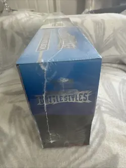 Pokemon TCG: Sword & Shield Battle Styles Elite Trainer Box Sealed NEW Exclusive - Image 2
