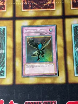 Yugioh Gryphon Wing FADED + MISPRINT SDP-050 - Image 2