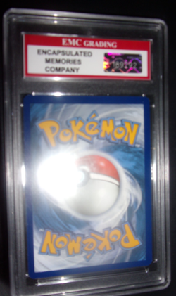 Pokemon Card EMC 10 KYOGRE Holo Rare #003 Sword & Shield Celebrations - Image 2