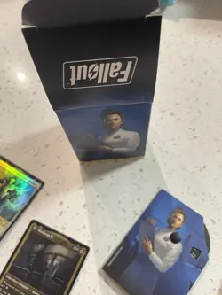 MTG Magic the Gathering Fallout Deck Box With set - Image 3