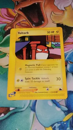 Voltorb Pokemon Card Skyridge 113/144 WOTC NM Near Mint - Image 1