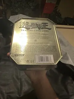 YUGIOH Misprint Variant Super 2004 COLLECTORS TIN BLADE KNIGHT Factory Sealed - Image 3