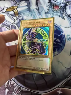 (YCL) Yugioh! Dark Magician MAGO-EN002 Gold Rare 1st Edition VLP - Image 2