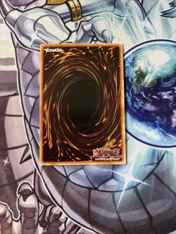 (YCL) Yugioh! Blue-Eyes White Dragon MVP1-ENGV4 Gold Secret Rare Limited Ed VLP - Image 3