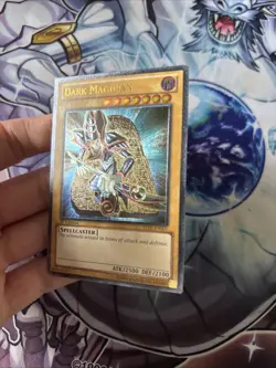 (YCL) Yugioh! Dark Magician YSYR-EN001 Ultimate Rare 1st Edition VLP - Image 2