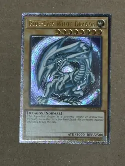 YUGIOH Blue-Eyes White Dragon OP28-EN001 Ultimate Rare NM #49 - Image 1