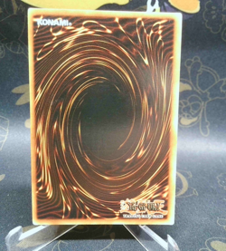 Yugioh Invader of the Throne MRL-026 Super Rare Original Print LP/MP - Image 2