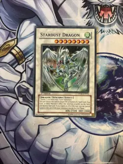 (YCL) YuGiOh Stardust Dragon DP08-EN014 Duelist Pack Super Rare 1st Edition VLP - Image 1