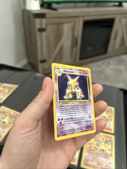Pokemon TCG Alakazam Holo Rare Card 1/102 Base Set, WOTC 1999 LP - Image 3