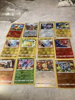 Pokemon Reverse Hollow Card Lot 12 Cards - Image 1