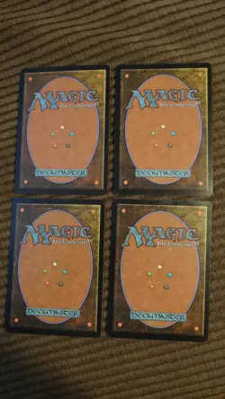 Magic: the Gathering / MtG Whispersilk Cloak x4 Darksteel - Image 2