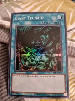 YUGIOH GIANT TRUNADE SUPER RARE SRL-EN048 25TH ANNIVERSARY Mint Condition - Image 3