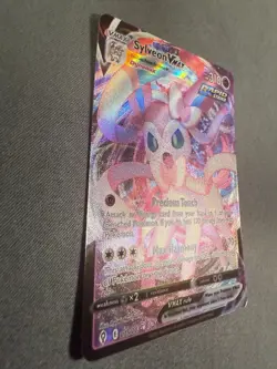 Sylveon VMAX 075/203 ULTRA RARE Evolving Skies HOLO NM Pokemon Card - Image 4