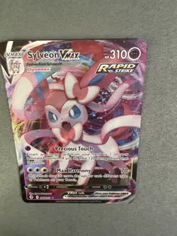 Sylveon VMAX 075/203 ULTRA RARE Evolving Skies HOLO NM Pokemon Card - Image 5