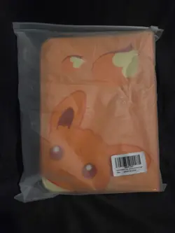 Pokemon 4-Pocket Trading Card Binder - Holds 200+ Cards - Zipper Closure, Eevee - Image 4