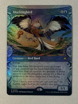 MTG Mockingbird (showcase foil) Bloomburrow - Image 1