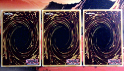 YuGiOh! 3x Bottomless Trap Hole GEIM-EN045 1st Edition LP R Playset - Image 2