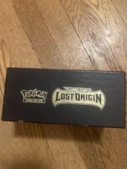 Pokeman Sword & Shield Lost Original Trading Card Game - Image 2