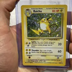 Raichu 14/102 Base Set Unlimited WOTC Holo Rare Pokemon Card MP/LP Vintage TCG - Image 1
